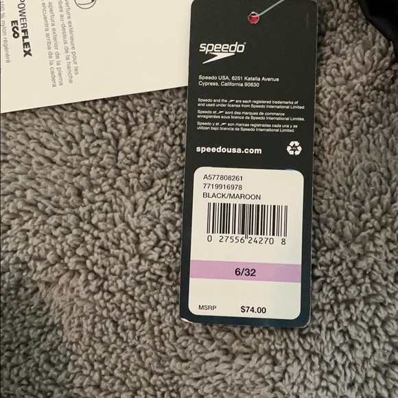 Speedo swimsuit. - Picture 4 of 4